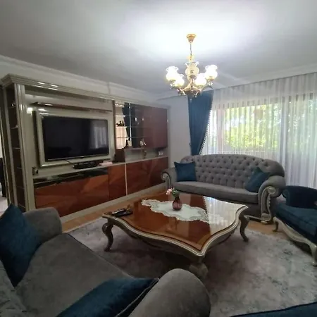 Luxury Pasakoey Triplex Villa + Grand Garden *