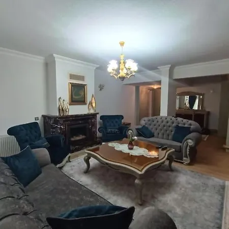 Luxury Pasakoey Triplex Villa + Grand Garden فيلة