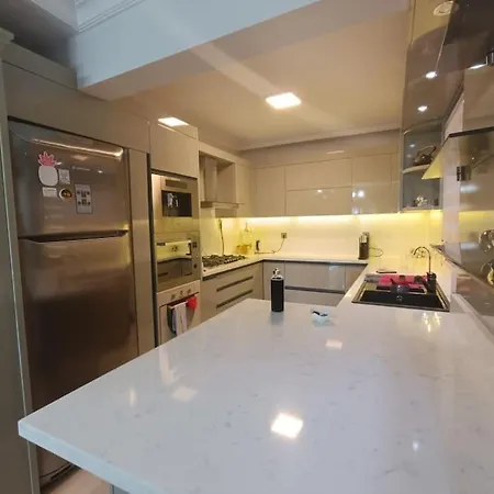 Luxury Pasakoey Triplex Villa + Grand Garden فيلة *